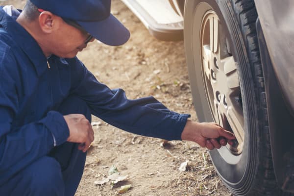 Need assistance in tyre puncture?